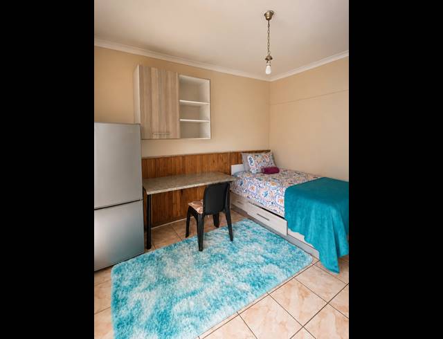 14 BEDROOM HOUSE FOR SALE IN VANDERBIJLPARK SE 7